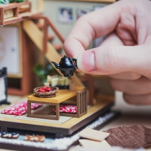 Dollhouse Miniature Accessories